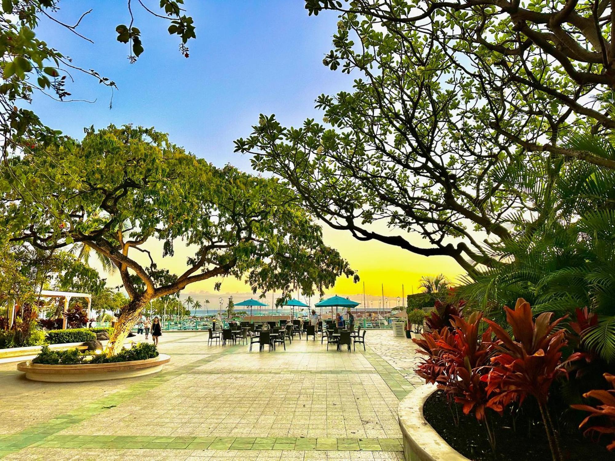 Waikiki Beach Experience! Luxury Oceanview Suite! Honolulu Exterior foto